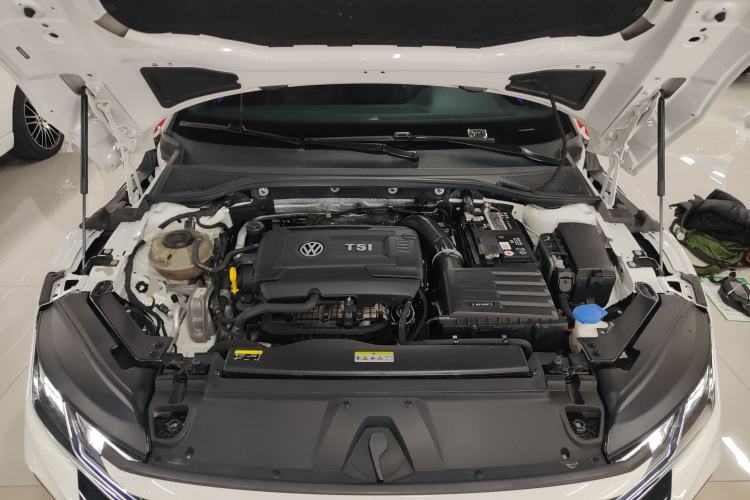 Used Volkswagen FAW-Volkswagen CC 2023 380TSI Striking Edition Engine Bay