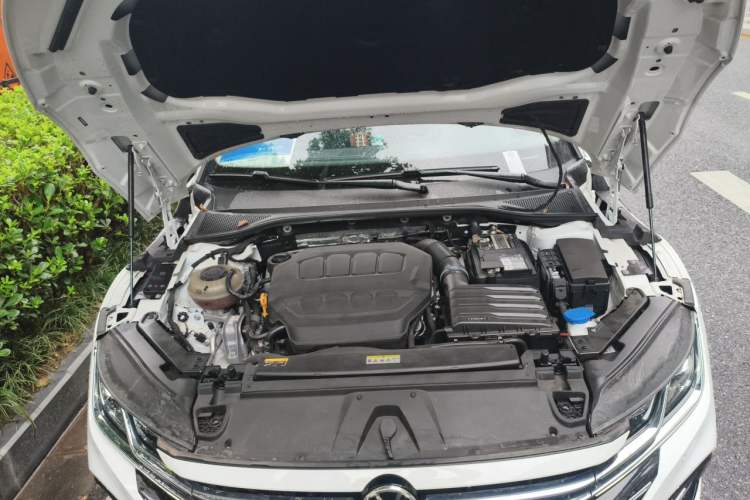 Used Volkswagen FAW-Volkswagen CC 2023 380TSI Striking Edition Engine Bay