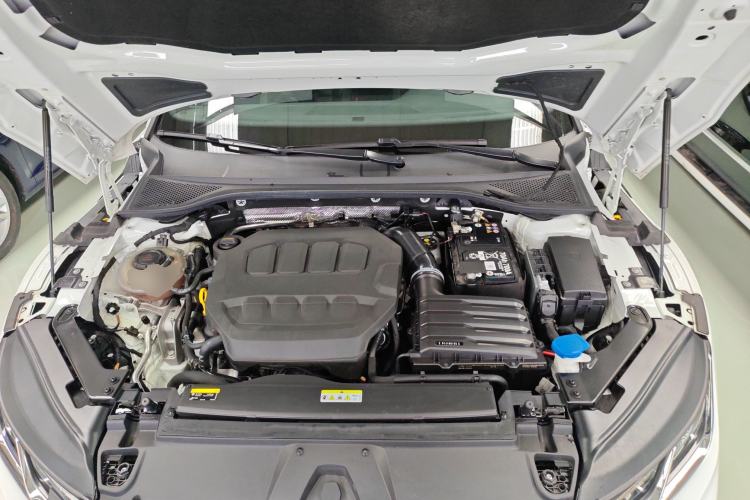 Used Volkswagen FAW-Volkswagen CC 2023 380TSI Striking Edition Engine Bay