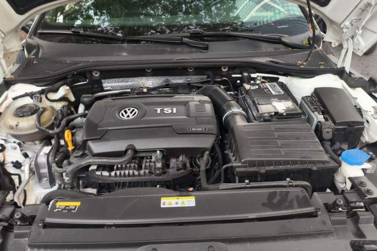 Used Volkswagen FAW-Volkswagen CC 2023 380TSI Striking Edition Engine Bay