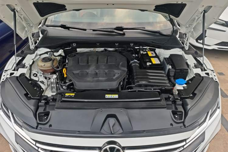 Used Volkswagen FAW-Volkswagen CC 2023 380TSI Striking Edition Engine Bay