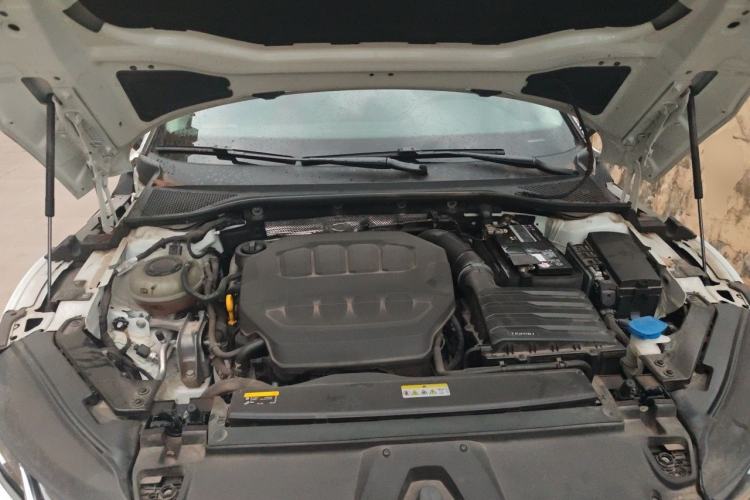 Used Volkswagen FAW-Volkswagen CC 2023 380TSI Striking Edition Engine Bay