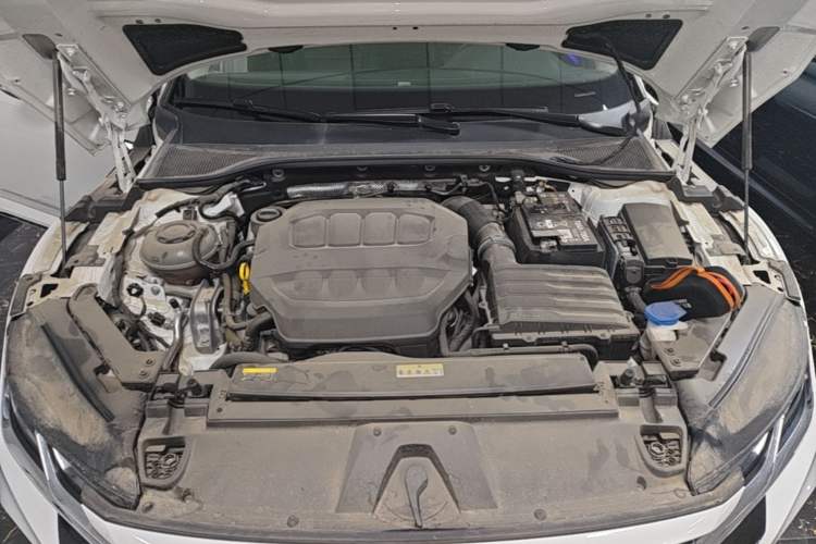 Used Volkswagen FAW-Volkswagen CC 2023 380TSI Striking Edition Engine Bay