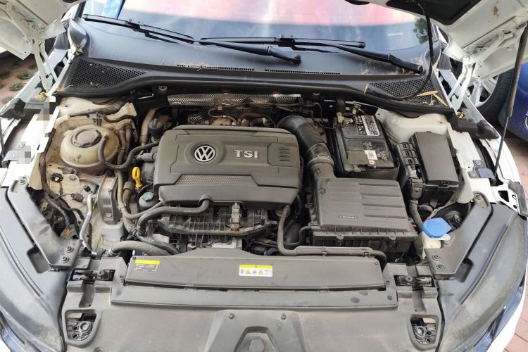 Used Volkswagen FAW-Volkswagen CC 2023 380TSI Striking Edition Engine Bay