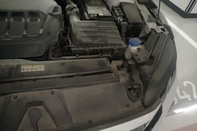 Used Volkswagen FAW-Volkswagen CC 2023 Adventure Vehicle 330TSI Hunter Vision Edition Engine Bay Left