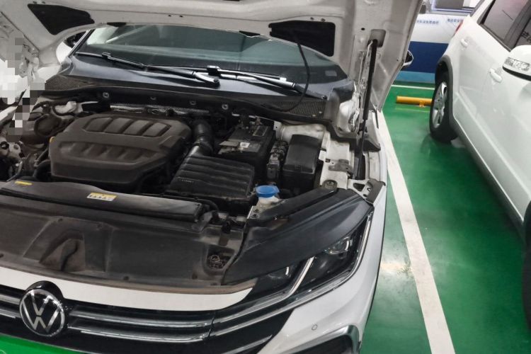 Used Volkswagen FAW-Volkswagen CC 2023 Hunting Vehicle 380TSI Hunter's Heart Edition Engine Bay Left