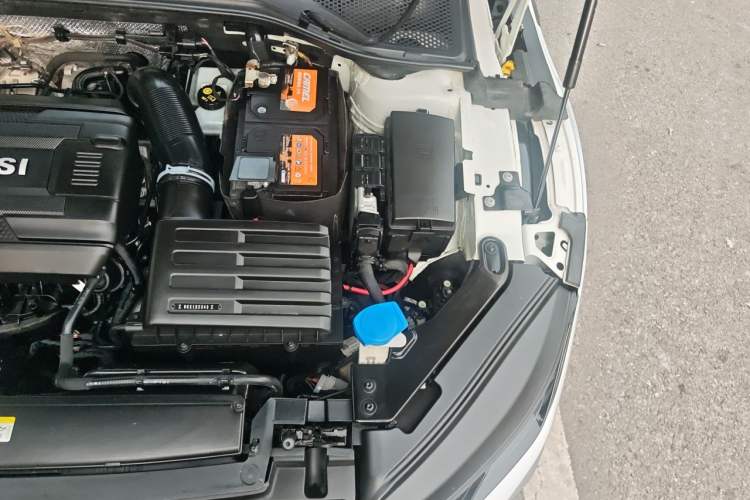 Used Volkswagen FAW-Volkswagen CC 2023 380TSI Striking Edition Engine Bay Left