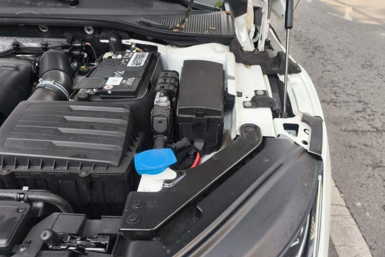 Used Volkswagen FAW-Volkswagen CC 2023 380TSI Striking Edition Engine Bay Left