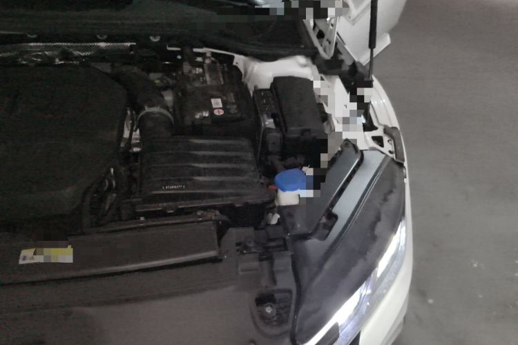 Used Volkswagen FAW-Volkswagen CC 2023 Hunting Vehicle 380TSI Hunter's Heart Edition Engine Bay Left
