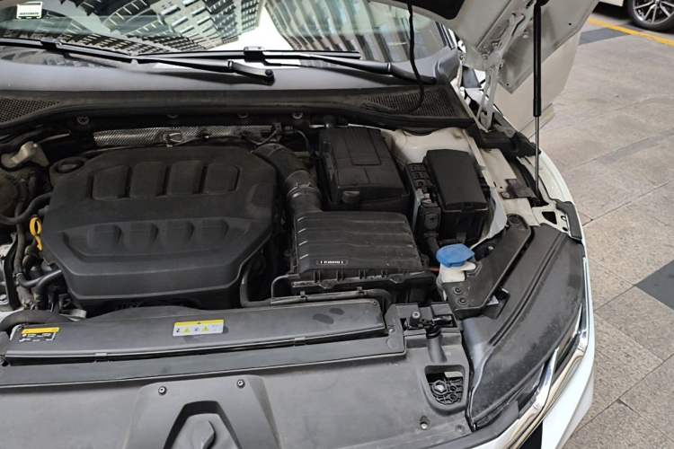 Used Volkswagen FAW-Volkswagen CC 2023 380TSI Striking Edition Engine Bay Left
