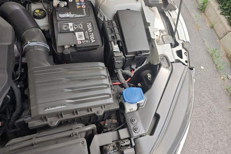 Used Volkswagen FAW-Volkswagen CC 2023 380TSI Striking Edition Engine Bay Left