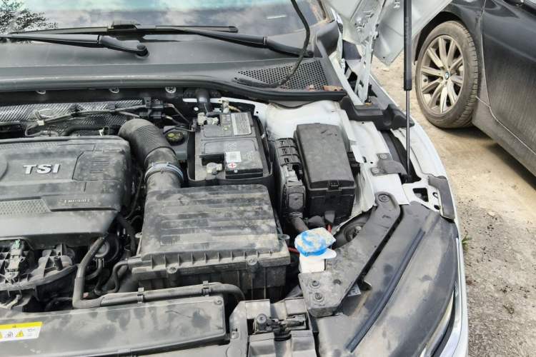 Used Volkswagen FAW-Volkswagen CC 2023 380TSI Striking Edition Engine Bay Left
