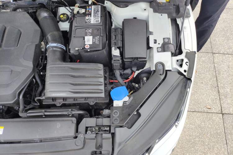 Used Volkswagen FAW-Volkswagen CC 2023 Adventure Vehicle 380TSI Trailblazer Edition Engine Bay Left