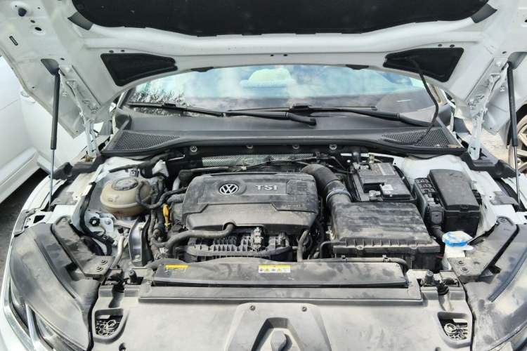 Used Volkswagen FAW-Volkswagen CC 2023 380TSI Striking Edition Engine Bay