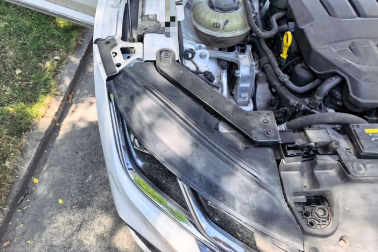 Used Volkswagen FAW-Volkswagen CC 2023 380TSI Striking Edition Engine Bay Right