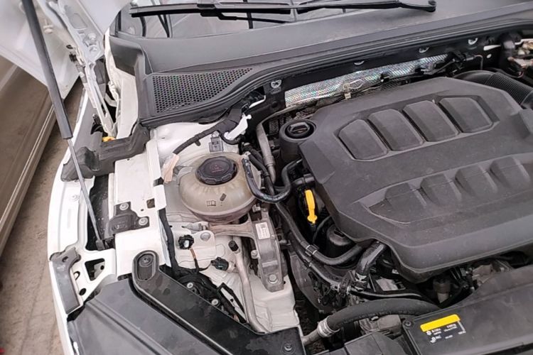 Used Volkswagen FAW-Volkswagen CC 2023 380TSI Striking Edition Engine Bay Right