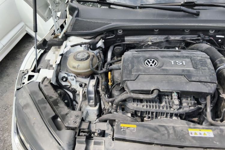 Used Volkswagen FAW-Volkswagen CC 2023 380TSI Striking Edition Engine Bay Right