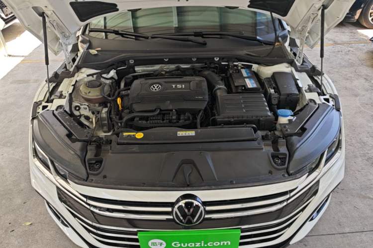Used Volkswagen FAW-Volkswagen CC 2023 380TSI Striking Edition Engine Bay