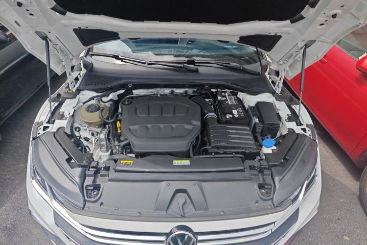 Used Volkswagen FAW-Volkswagen CC 2023 Hunting Vehicle 380TSI Hunter's Heart Edition Engine Bay