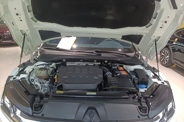 Used Volkswagen FAW-Volkswagen CC 2023 380TSI Striking Edition Engine Bay