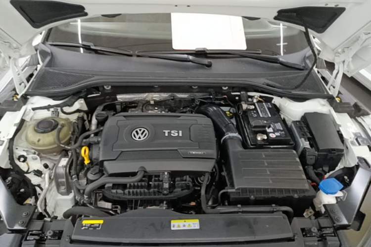 Used Volkswagen FAW-Volkswagen CC 2023 380TSI Striking Edition Engine Bay