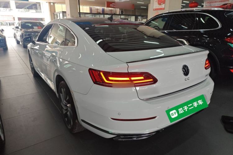 Used Volkswagen FAW-Volkswagen CC 2023 380TSI Striking Edition Exterior 2