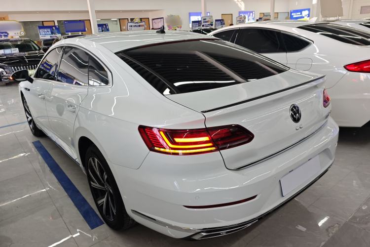 Used Volkswagen FAW-Volkswagen CC 2023 330TSI Ignite Edition Exterior 2