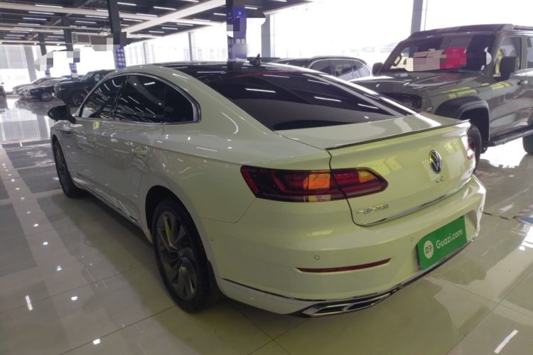 Used Volkswagen FAW-Volkswagen CC 2023 380TSI Striking Edition Exterior 2