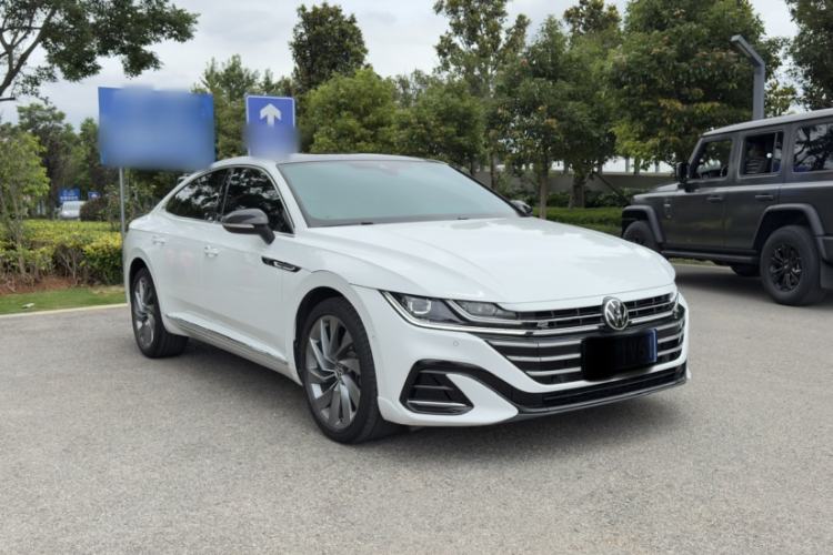 Used Volkswagen FAW-Volkswagen CC 2023 380TSI Striking Edition Exterior 2