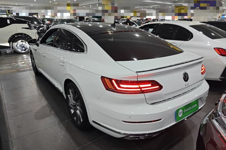 Used Volkswagen FAW-Volkswagen CC 2023 380TSI Striking Edition Exterior 2