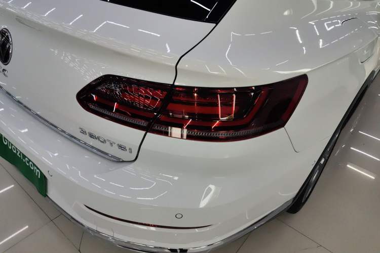 Used Volkswagen FAW-Volkswagen CC 2023 Hunting Vehicle 380TSI Hunter's Heart Edition Exterior 3