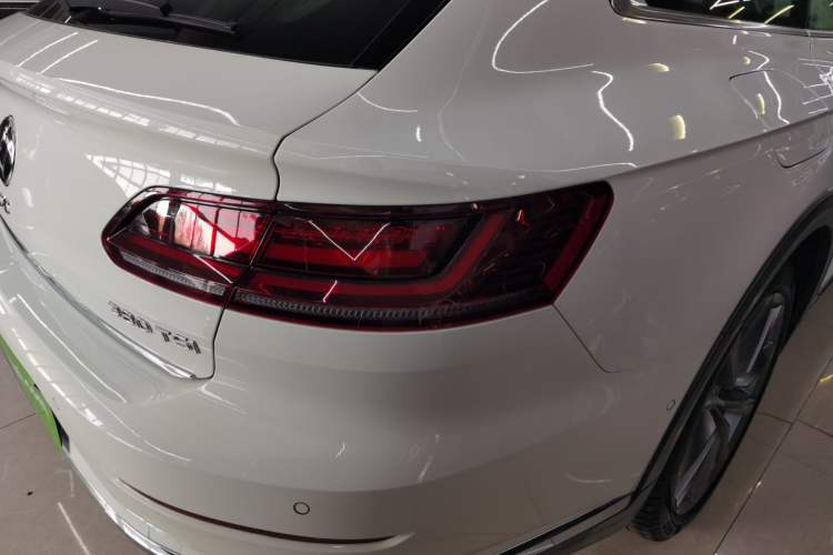 Used Volkswagen FAW-Volkswagen CC 2023 Hunting Vehicle 380TSI Hunter's Heart Edition Exterior 3