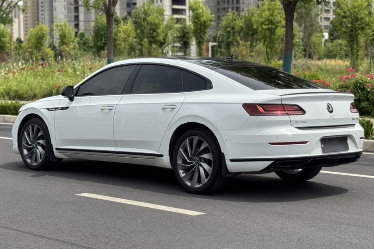 Used Volkswagen FAW-Volkswagen CC 2023 380TSI Striking Edition Exterior 3