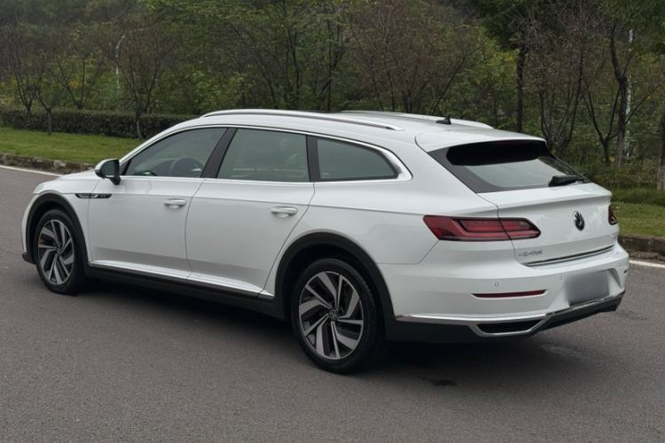 Used Volkswagen FAW-Volkswagen CC 2023 Adventure Vehicle 330TSI Hunter Vision Edition Exterior 3