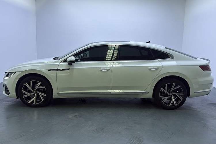 Used Volkswagen FAW-Volkswagen CC 2023 330TSI Ignite Edition Exterior 3