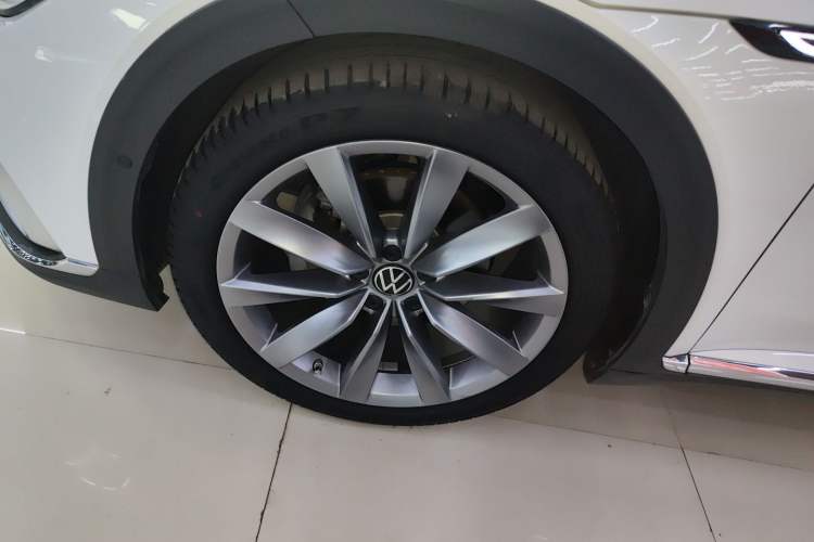 Used Volkswagen FAW-Volkswagen CC 2023 Hunting Vehicle 380TSI Hunter's Heart Edition Exterior 4