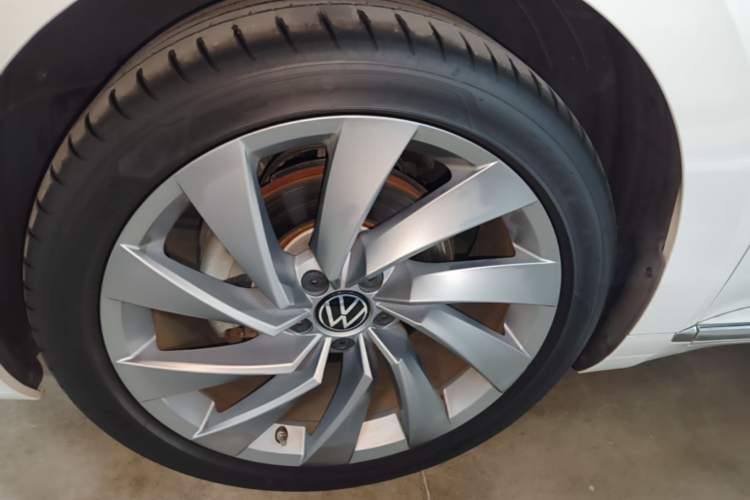 Used Volkswagen FAW-Volkswagen CC 2023 380TSI Striking Edition Exterior 4