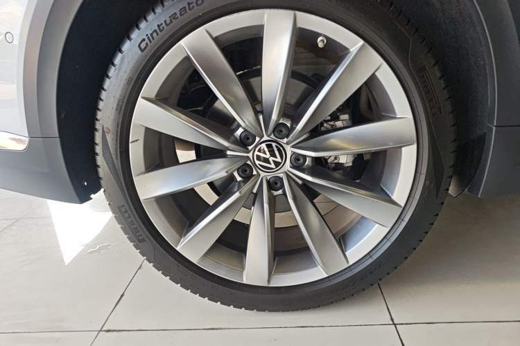 Used Volkswagen FAW-Volkswagen CC 2023 Hunting Vehicle 380TSI Hunter's Heart Edition Exterior 4