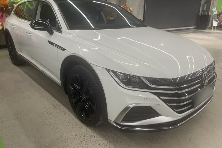 Used Volkswagen FAW-Volkswagen CC 2023 Hunting Vehicle 380TSI Hunter's Heart Edition Exterior 4