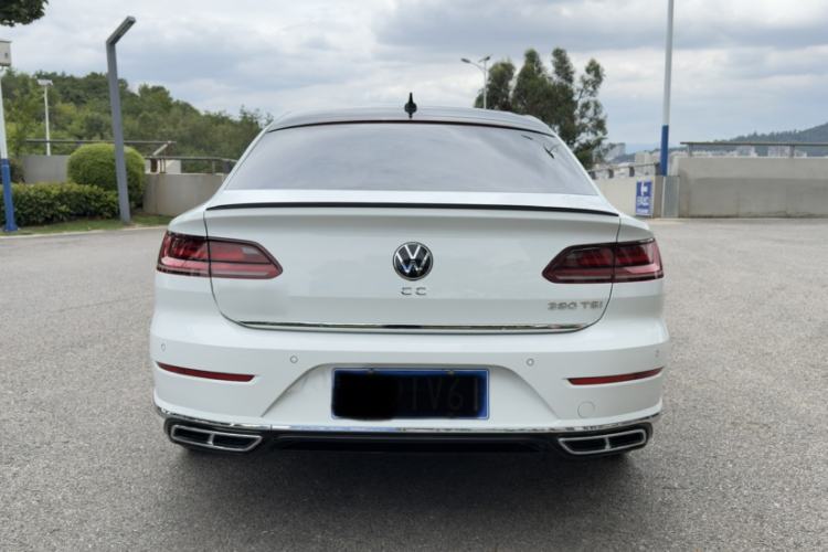 Used Volkswagen FAW-Volkswagen CC 2023 380TSI Striking Edition Exterior 4
