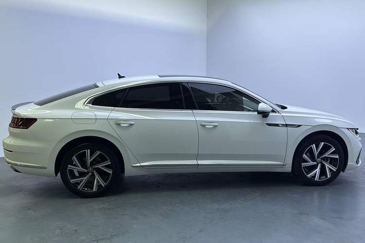 Used Volkswagen FAW-Volkswagen CC 2023 330TSI Ignite Edition Exterior 4