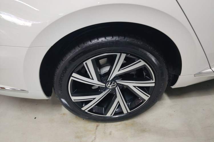 Used Volkswagen FAW-Volkswagen CC 2023 330TSI Ignite Edition Exterior 5