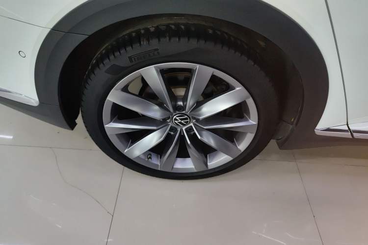 Used Volkswagen FAW-Volkswagen CC 2023 Hunting Vehicle 380TSI Hunter's Heart Edition Exterior 5