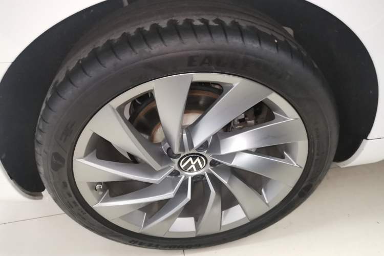 Used Volkswagen FAW-Volkswagen CC 2023 380TSI Striking Edition Exterior 5