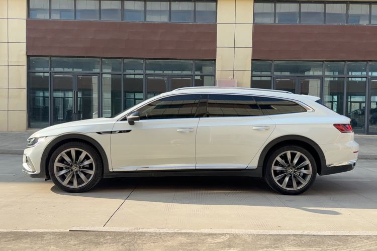 Used Volkswagen FAW-Volkswagen CC 2023 Hunting Vehicle 380TSI Hunter's Heart Edition Exterior 5