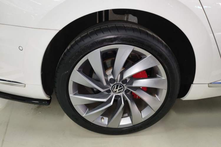Used Volkswagen FAW-Volkswagen CC 2023 380TSI Striking Edition Exterior 5