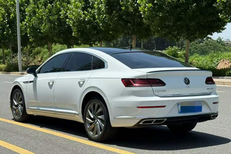 Used Volkswagen FAW-Volkswagen CC 2023 380TSI Striking Edition Exterior 9