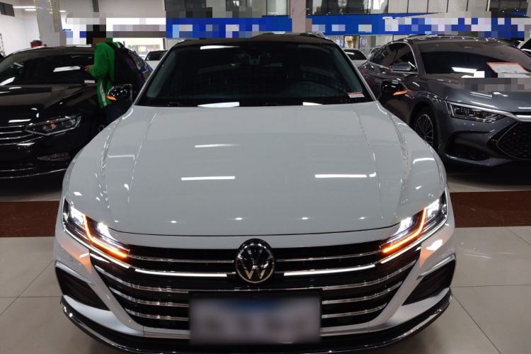 Used Volkswagen FAW-Volkswagen CC 2023 Hunting Vehicle 380TSI Hunter's Heart Edition Front