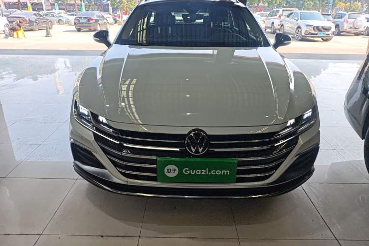 Used Volkswagen FAW-Volkswagen CC 2023 Hunting Vehicle 380TSI Hunter's Heart Edition Front