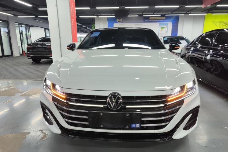 Used Volkswagen FAW-Volkswagen CC 2023 380TSI Striking Edition Front